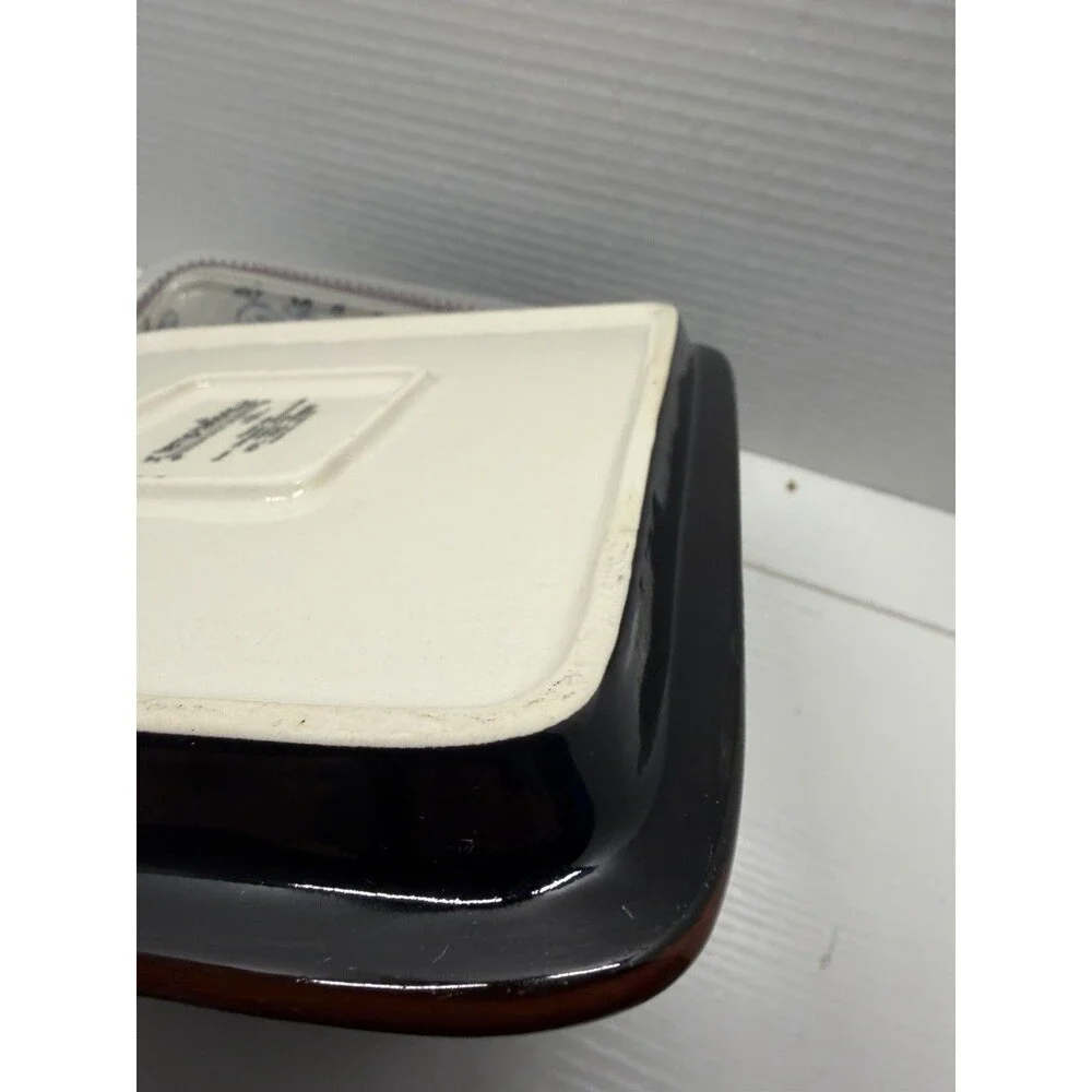 3 Pc Temp-Tations Bakeware Floral Lace 1.5 QT Square w/Lid & Hot Plate